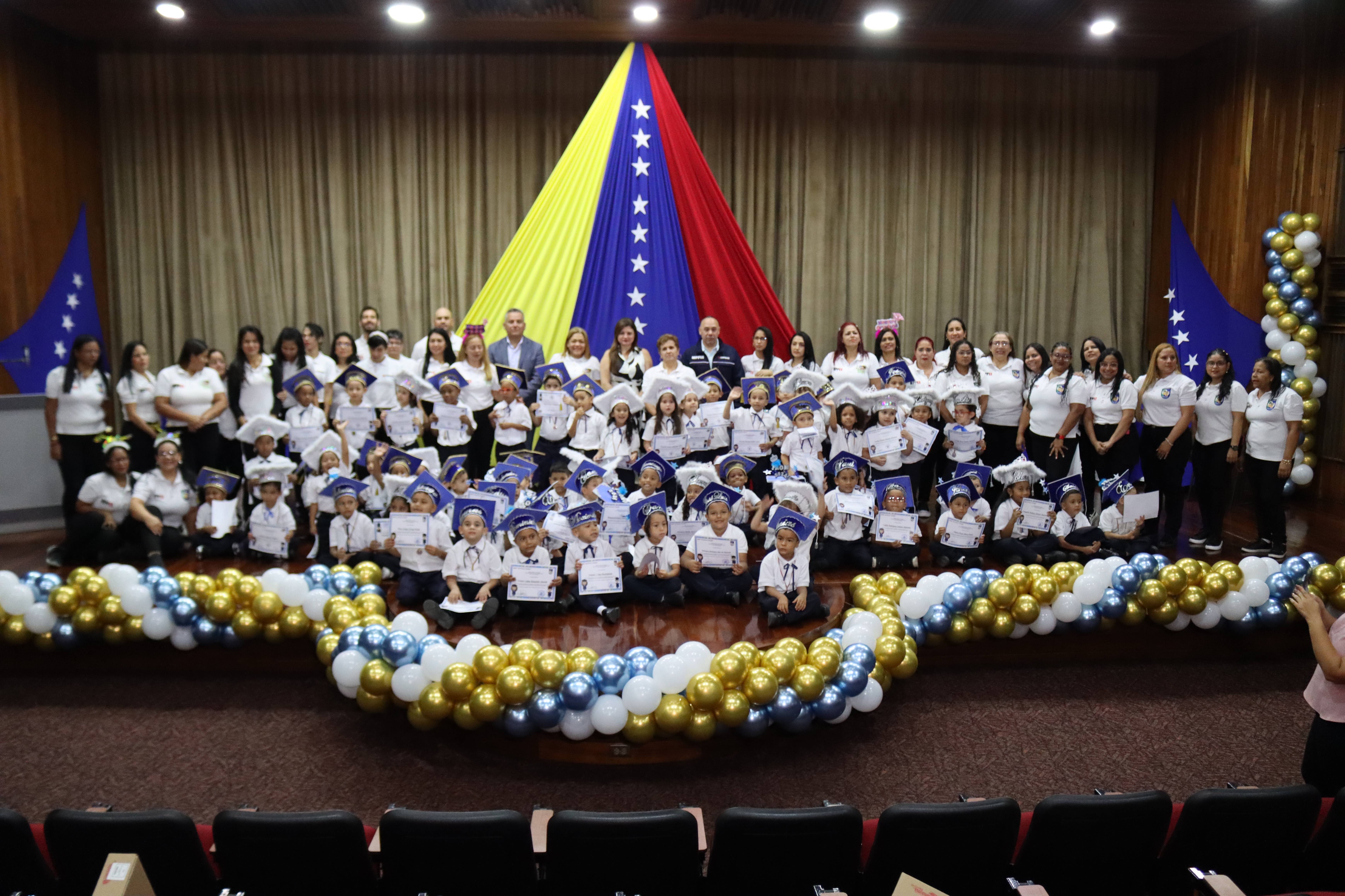 Centros de Educación Inicial del SEN promueven a 70 estudiantes hacia la educación Básica