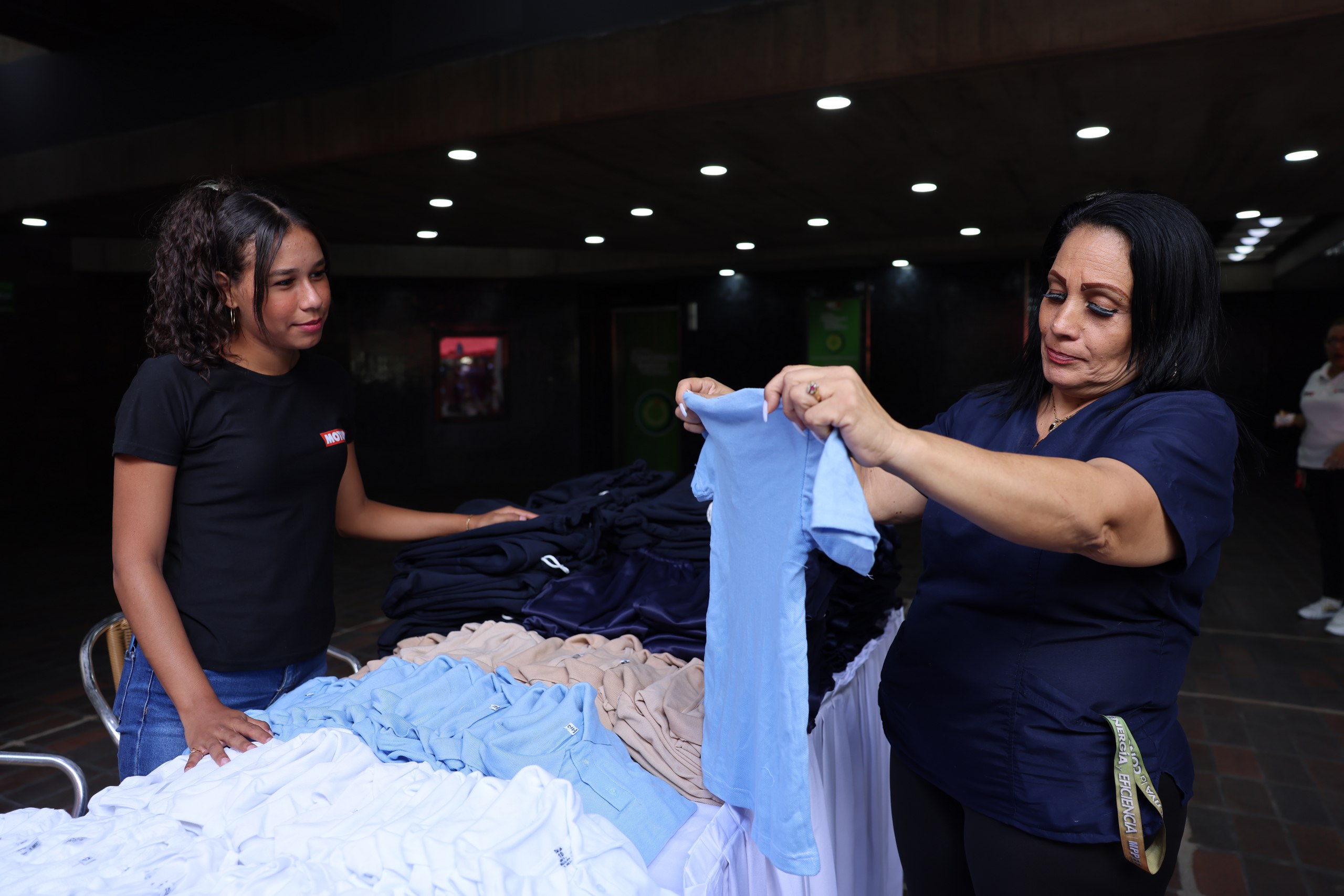 Con jornada social, brindan atención integral a trabajadores del MPPEE