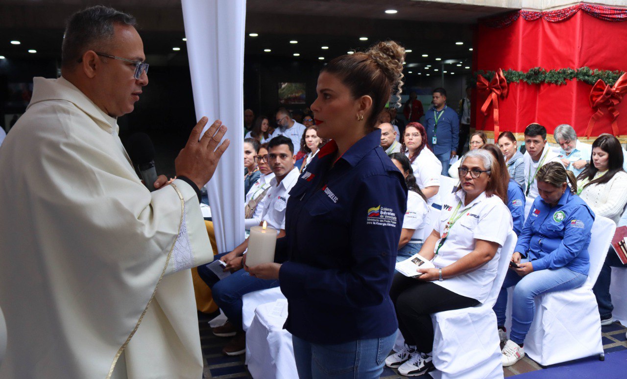 Con emotiva misa, trabajadores del SEN celebran el nacimiento del Niño Jesús