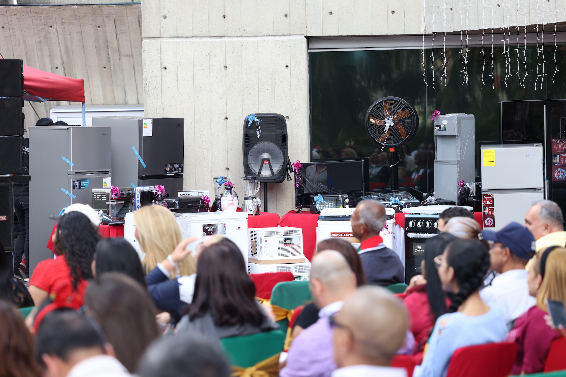 1 Fiesta navidad Torre Ministerial 181224