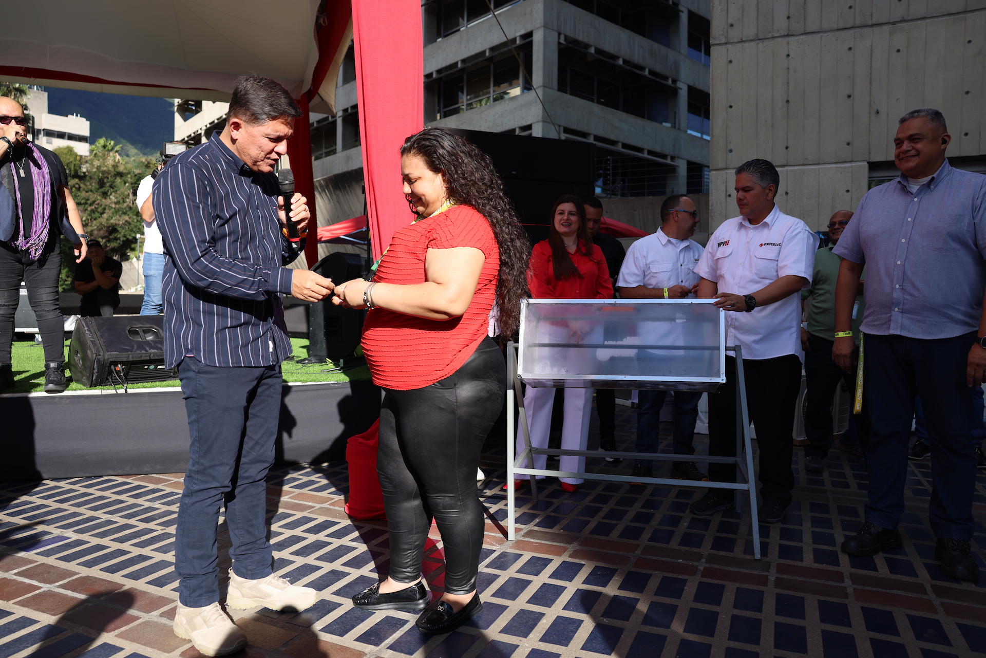 2 Fiesta navidad Torre Ministerial 181224