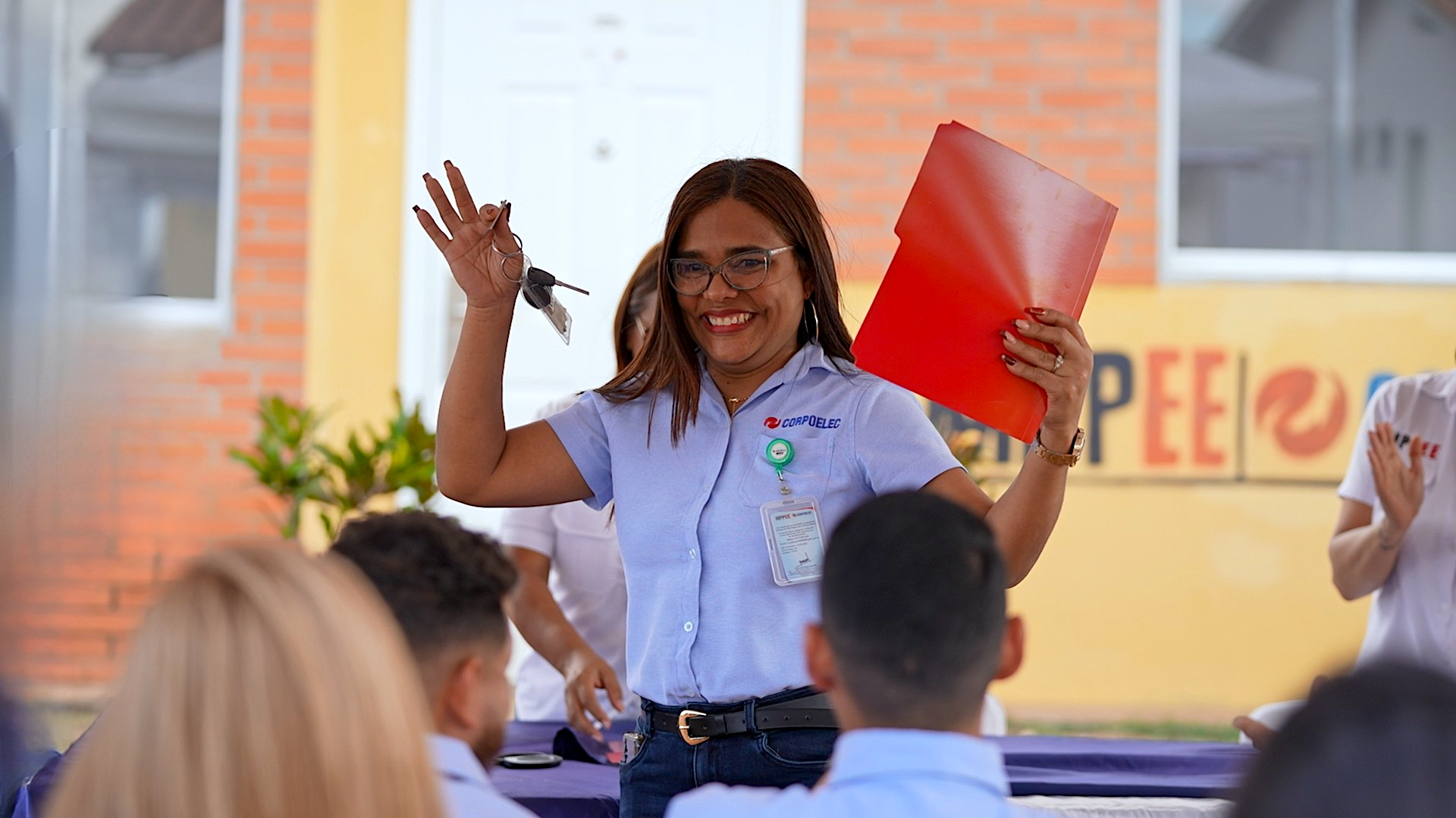 Gobierno Bolivariano dignifica a la clase trabajadora de CORPOELEC con entrega de viviendas en Ciudad Bolívar